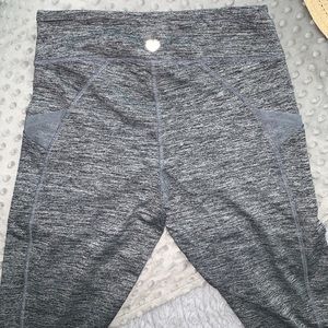 Grey stretch crop legging
